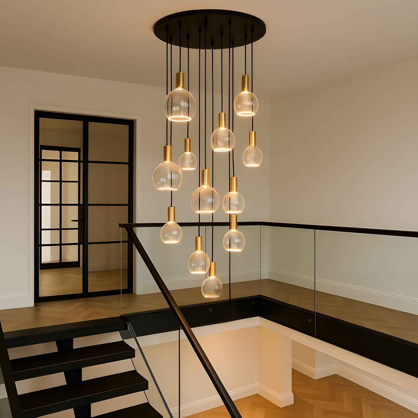 Roma 12LT spiral pendant with gold trim – detail view